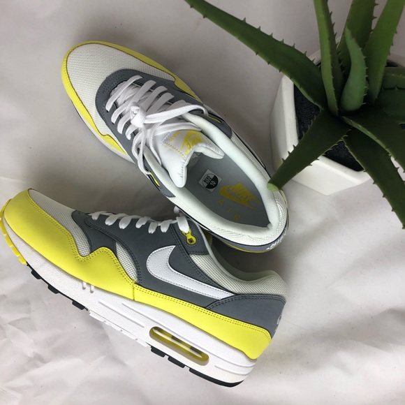 Nike air max 1 essential cool grey yellow - Picture 3 of 8
